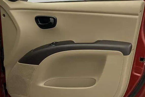 2013 Hyundai i10 ERA 1.1, Petrol, Manual, 34,110 km, Driver Side Door Panels Control