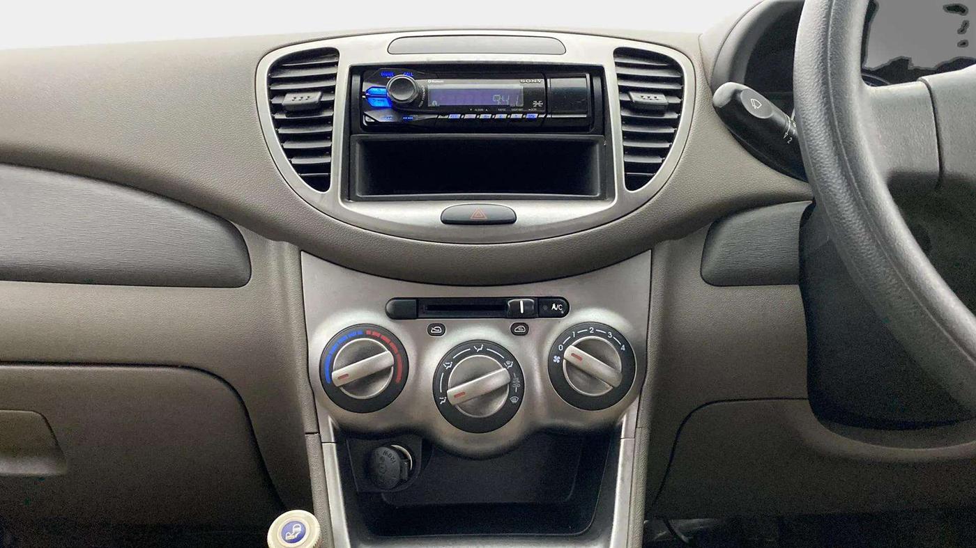 2013 Hyundai i10 ERA 1.1, Petrol, Manual, 34,110 km, Air Conditioner