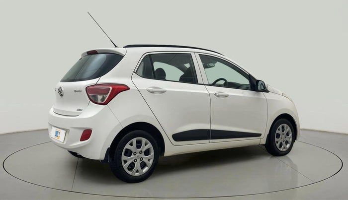 2015 Hyundai Grand i10 SPORTZ 1.2 KAPPA VTVT, Petrol, Manual, 22,893 km, Right Back Diagonal