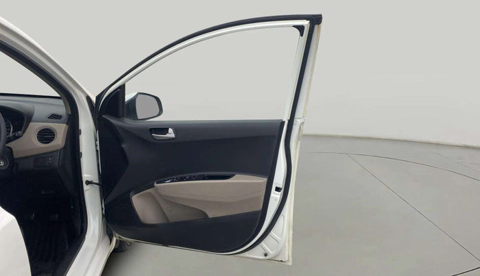 2015 Hyundai Grand i10 SPORTZ 1.2 KAPPA VTVT, Petrol, Manual, 22,893 km, RHS Front Door