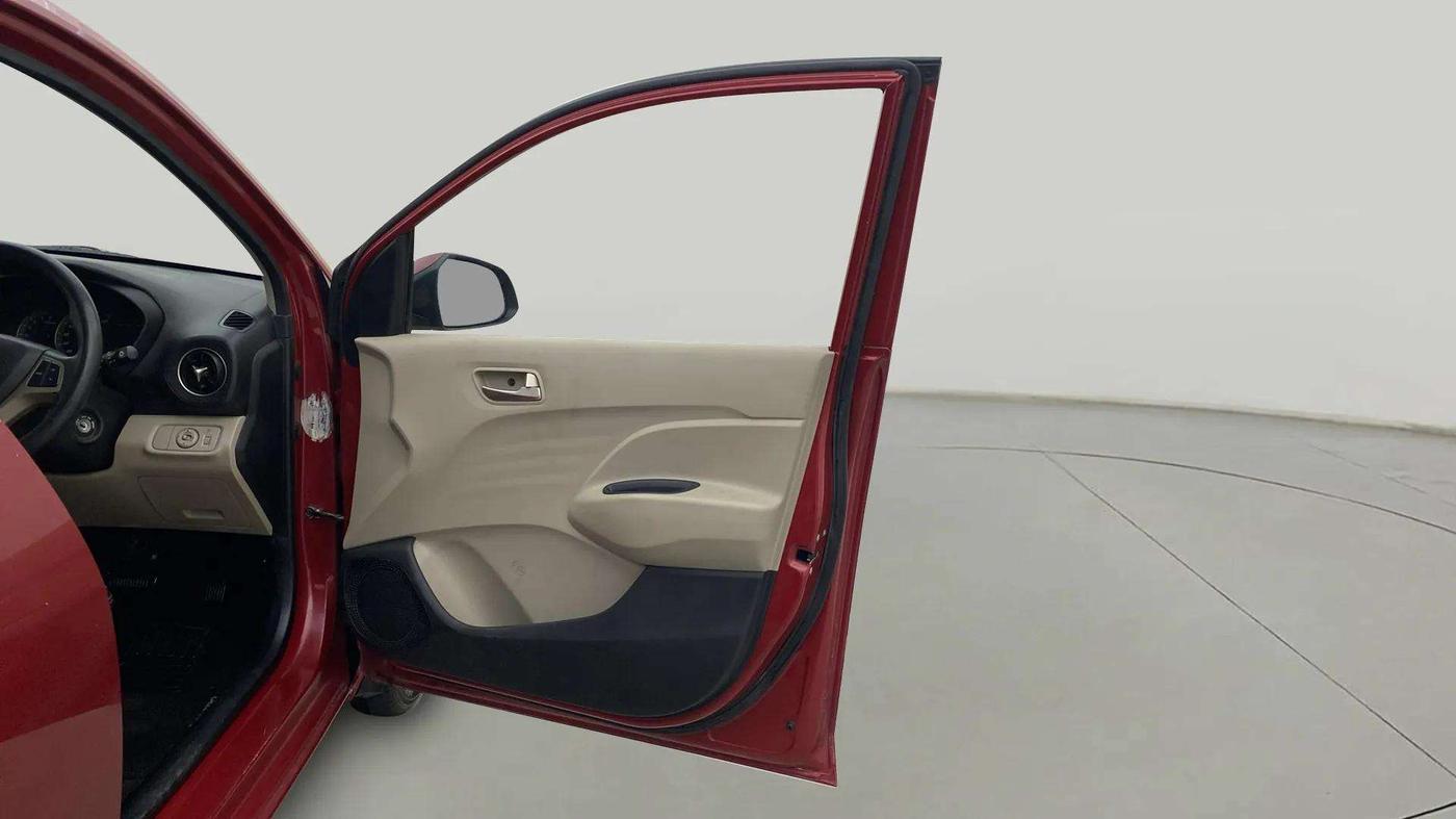 2018 Hyundai NEW SANTRO SPORTZ AMT, Petrol, Automatic, 55,941 km, RHS Front Door
