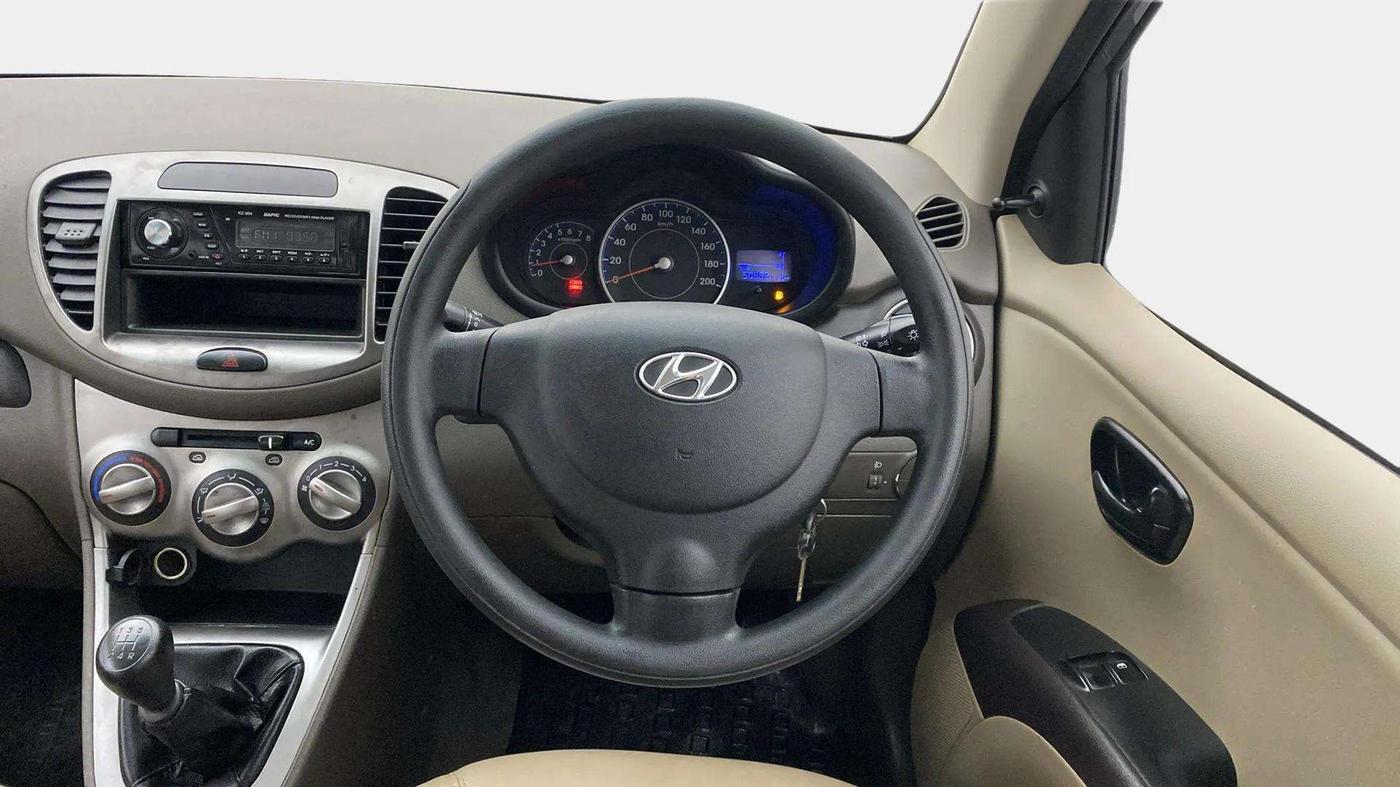 2013 Hyundai i10 ERA 1.1, Petrol, Manual, 50,899 km, Steering Wheel Close Up