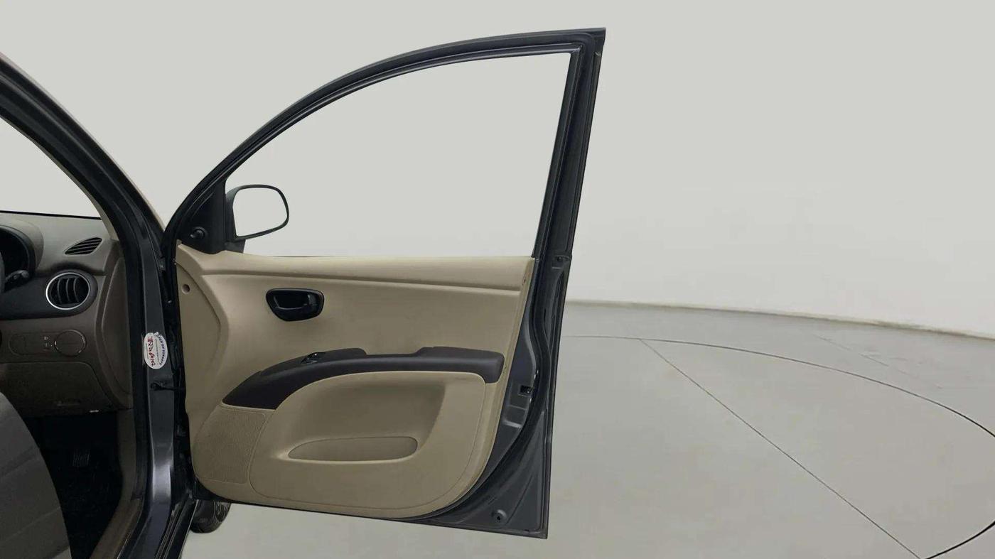 2013 Hyundai i10 ERA 1.1, Petrol, Manual, 50,899 km, RHS Front Door
