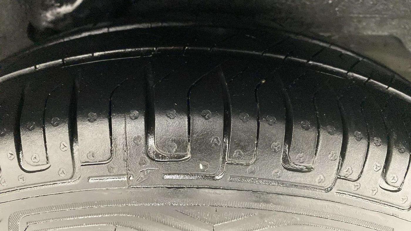 2013 Hyundai i10 ERA 1.1, Petrol, Manual, 50,899 km, Left Rear Tyre Tread