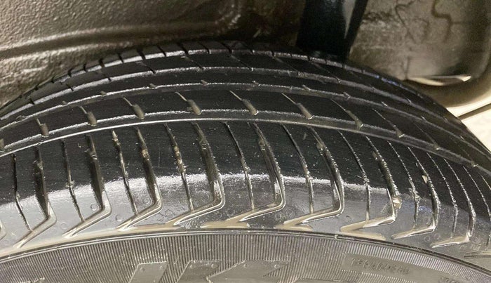 2019 Maruti New Wagon-R LXI CNG (O) 1.0, CNG, Manual, 89,609 km, Left Rear Tyre Tread