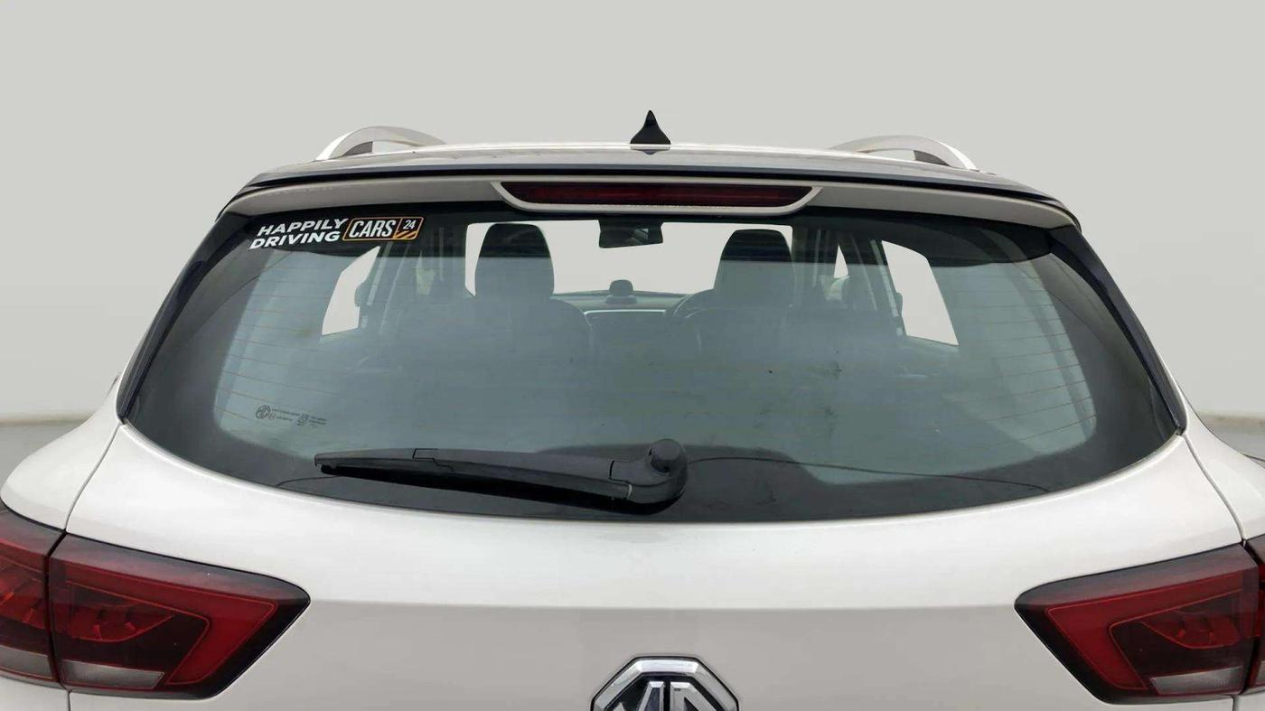 2022 MG ASTOR SMART 1.5 MT, Petrol, Manual, 55,929 km, Rear Windshield