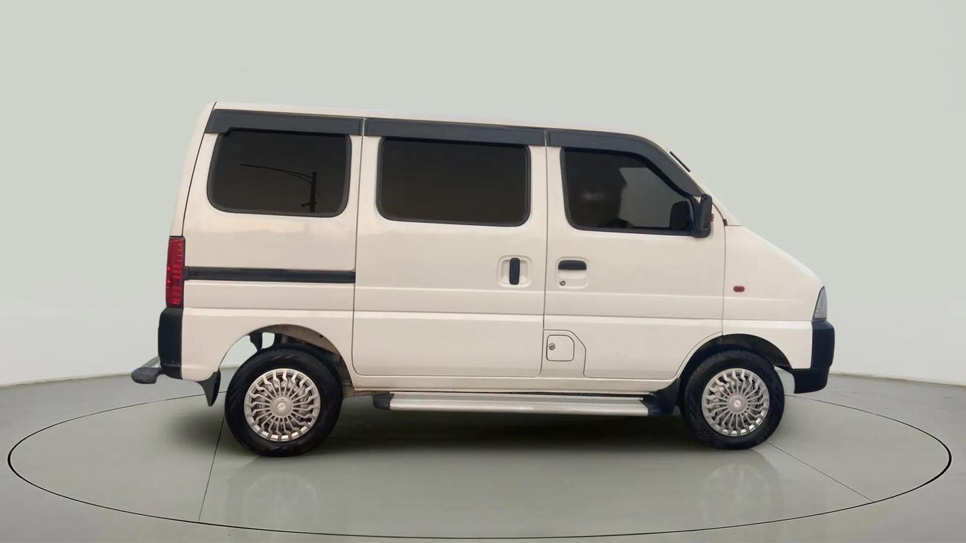 2020 Maruti Eeco 5 STR WITH A/C+HTR, Petrol, Manual, 64,013 km, Right Side View