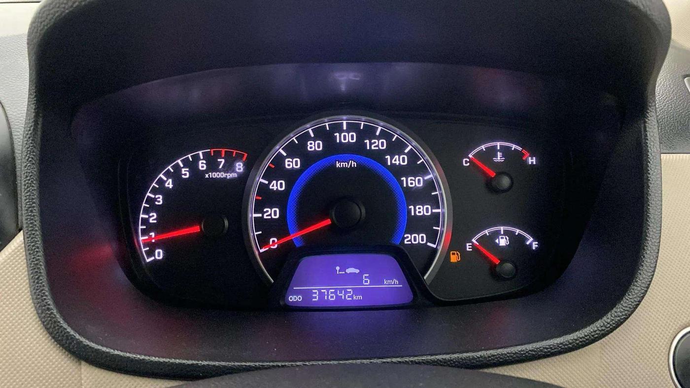 2015 Hyundai Grand i10 ASTA (O) 1.2 KAPPA VTVT, Petrol, Manual, 37,698 km, Odometer Image