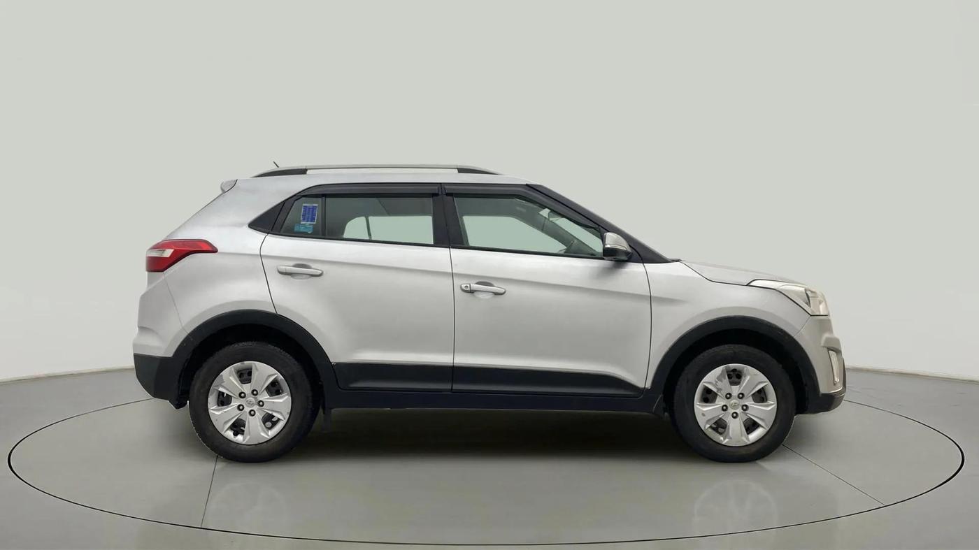 2017 Hyundai Creta E PLUS 1.6 PETROL, Petrol, Manual, 84,545 km, Right Side View