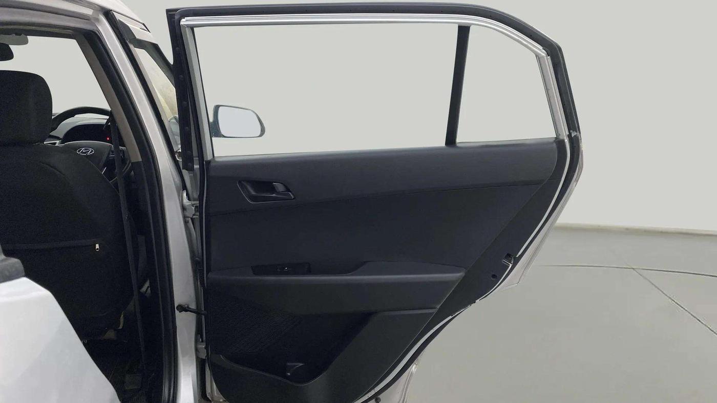 2017 Hyundai Creta E PLUS 1.6 PETROL, Petrol, Manual, 84,545 km, RHS Rear Door