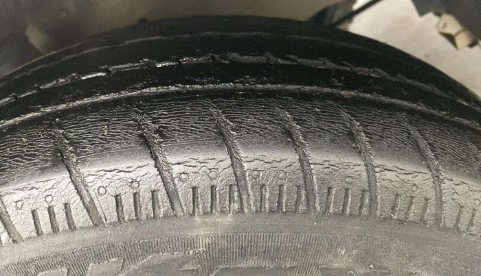 2019 Maruti Celerio VXI (O) CNG, CNG, Manual, 62,094 km, Right Rear Tyre Tread