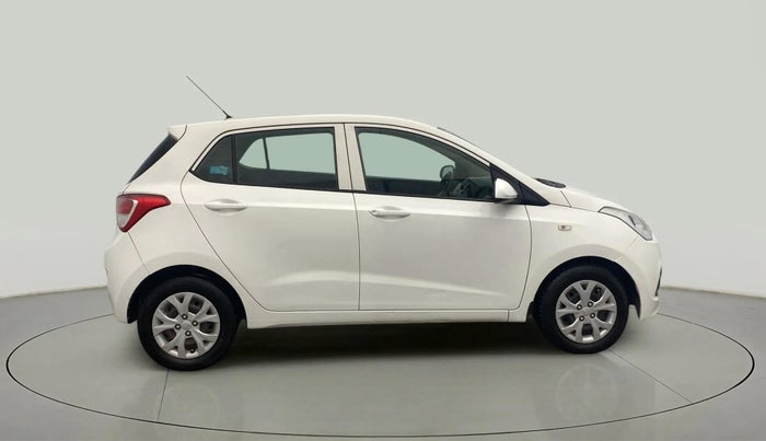 2016 Hyundai Grand i10 MAGNA 1.2 KAPPA VTVT, Petrol, Manual, 53,694 km, Right Side View