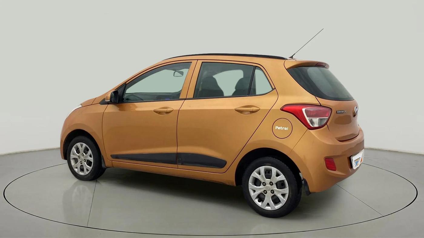2016 Hyundai Grand i10 SPORTZ 1.2 KAPPA VTVT, Petrol, Manual, 52,599 km, Left Back Diagonal