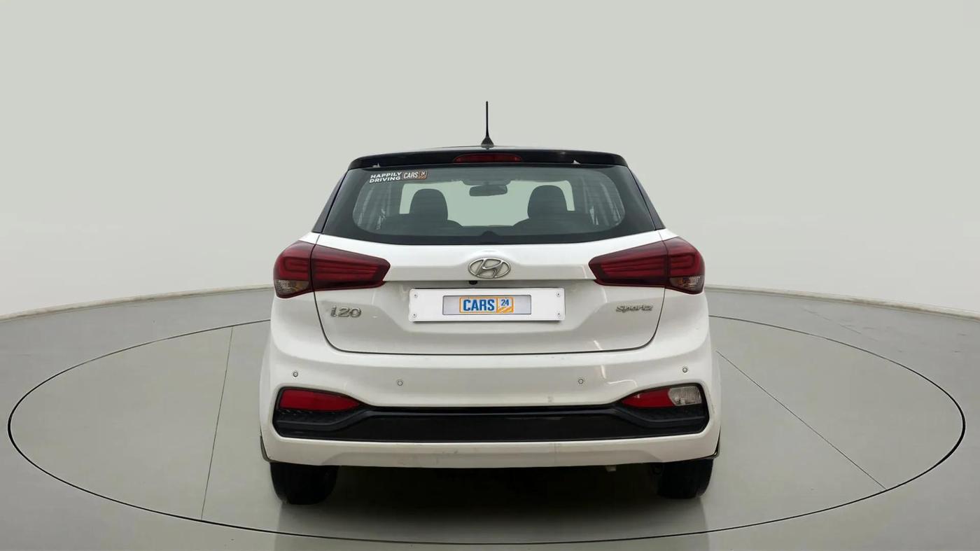 2020 Hyundai Elite i20 SPORTZ PLUS 1.2, Petrol, Manual, 90,654 km, Back/Rear