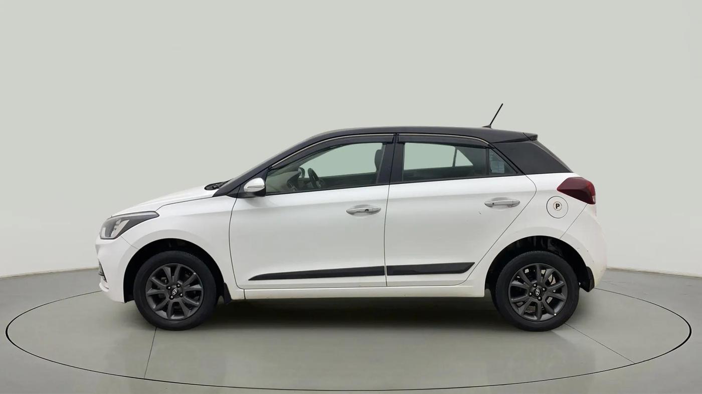 2020 Hyundai Elite i20 SPORTZ PLUS 1.2, Petrol, Manual, 90,654 km, Left Side