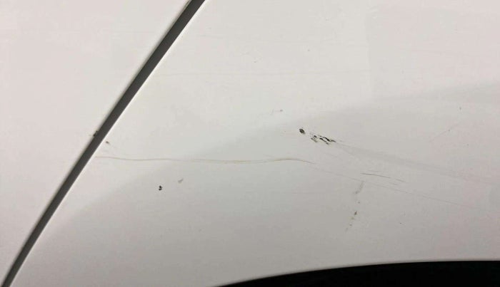 2020 Hyundai Elite i20 SPORTZ PLUS 1.2, Petrol, Manual, 90,654 km, Left quarter panel - Minor scratches