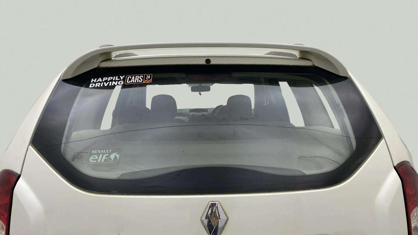 2014 Renault Duster 85 PS RXE DIESEL ADVENTURE, Diesel, Manual, 73,844 km, Rear Windshield