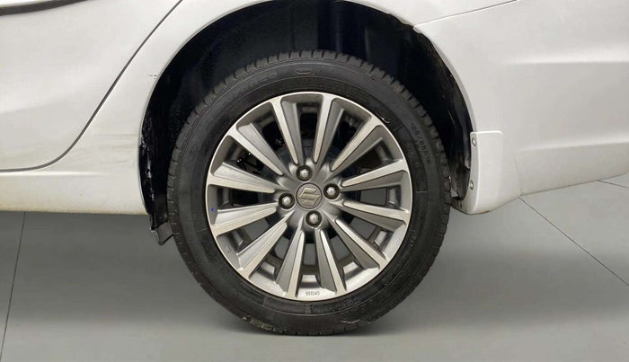 2018 Maruti Ciaz ALPHA 1.5 SHVS PETROL, Petrol, Manual, 68,375 km, Left Rear Wheel