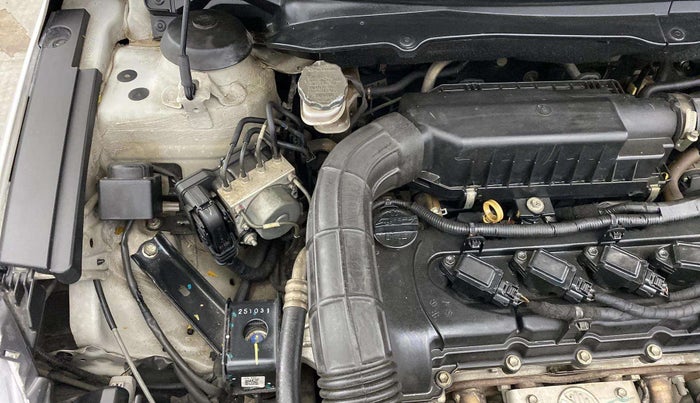 2018 Maruti Ciaz ALPHA 1.5 SHVS PETROL, Petrol, Manual, 68,375 km, Engine View - Right