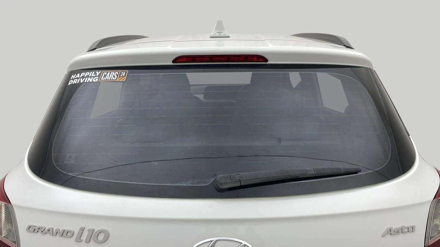 2021 Hyundai GRAND I10 NIOS ASTA AMT 1.2 KAPPA VTVT, Petrol, Automatic, 27,410 km, Rear Windshield