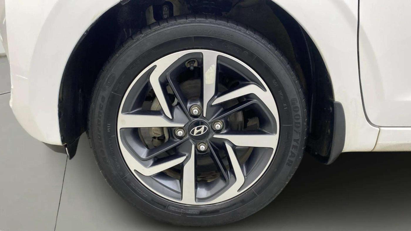 2021 Hyundai GRAND I10 NIOS ASTA AMT 1.2 KAPPA VTVT, Petrol, Automatic, 27,410 km, Left Front Wheel