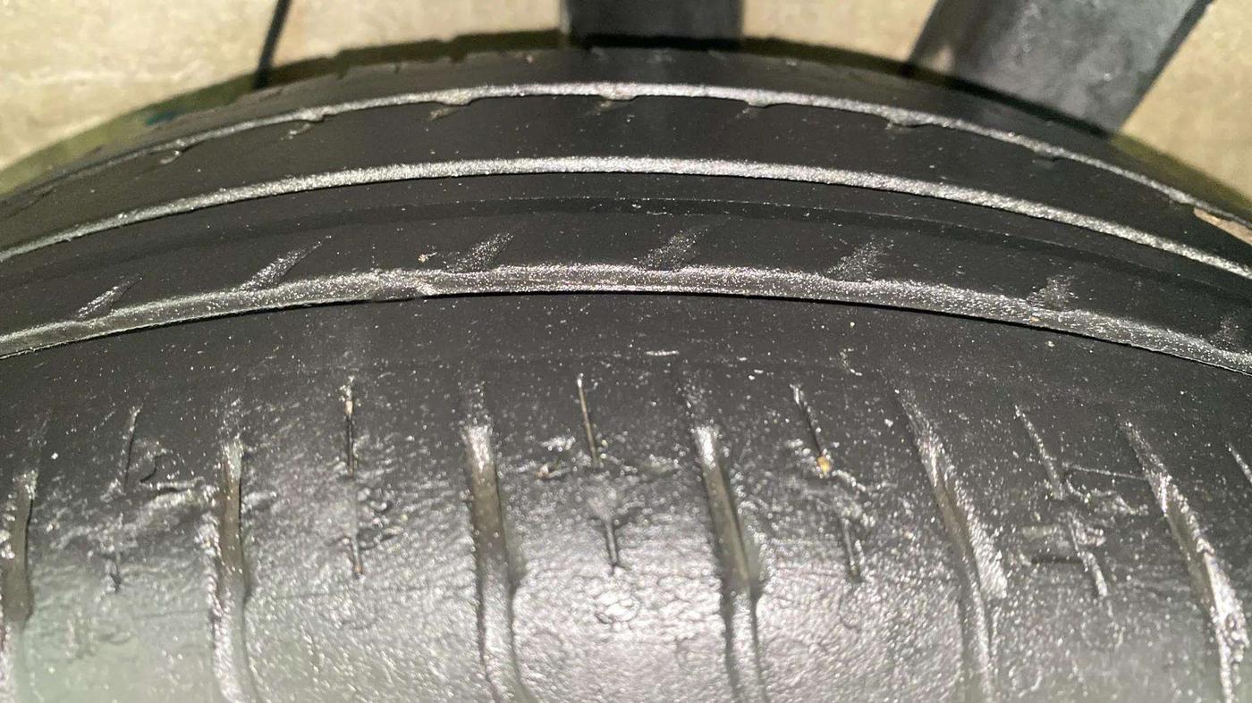 2021 Hyundai GRAND I10 NIOS ASTA AMT 1.2 KAPPA VTVT, Petrol, Automatic, 27,410 km, Left Rear Tyre Tread