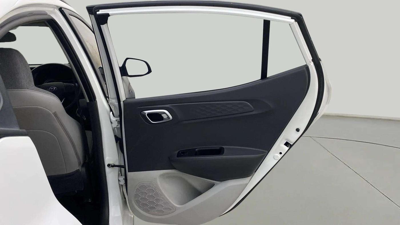 2021 Hyundai GRAND I10 NIOS ASTA AMT 1.2 KAPPA VTVT, Petrol, Automatic, 27,410 km, RHS Rear Door