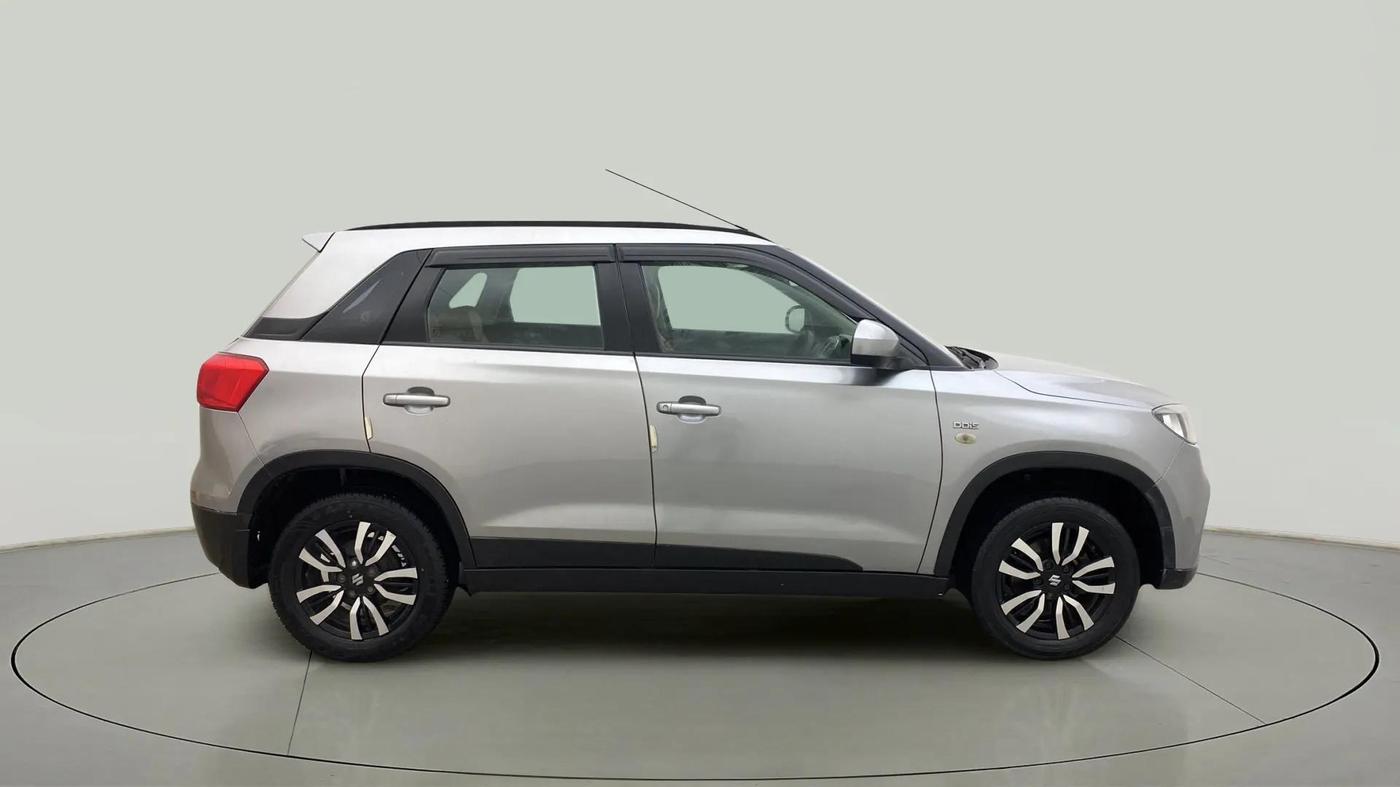 2017 Maruti Vitara Brezza VDI (O), Diesel, Manual, 78,747 km, Right Side View