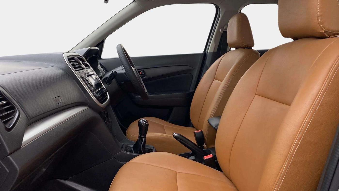 2017 Maruti Vitara Brezza VDI (O), Diesel, Manual, 78,747 km, Right Side Front Door Cabin