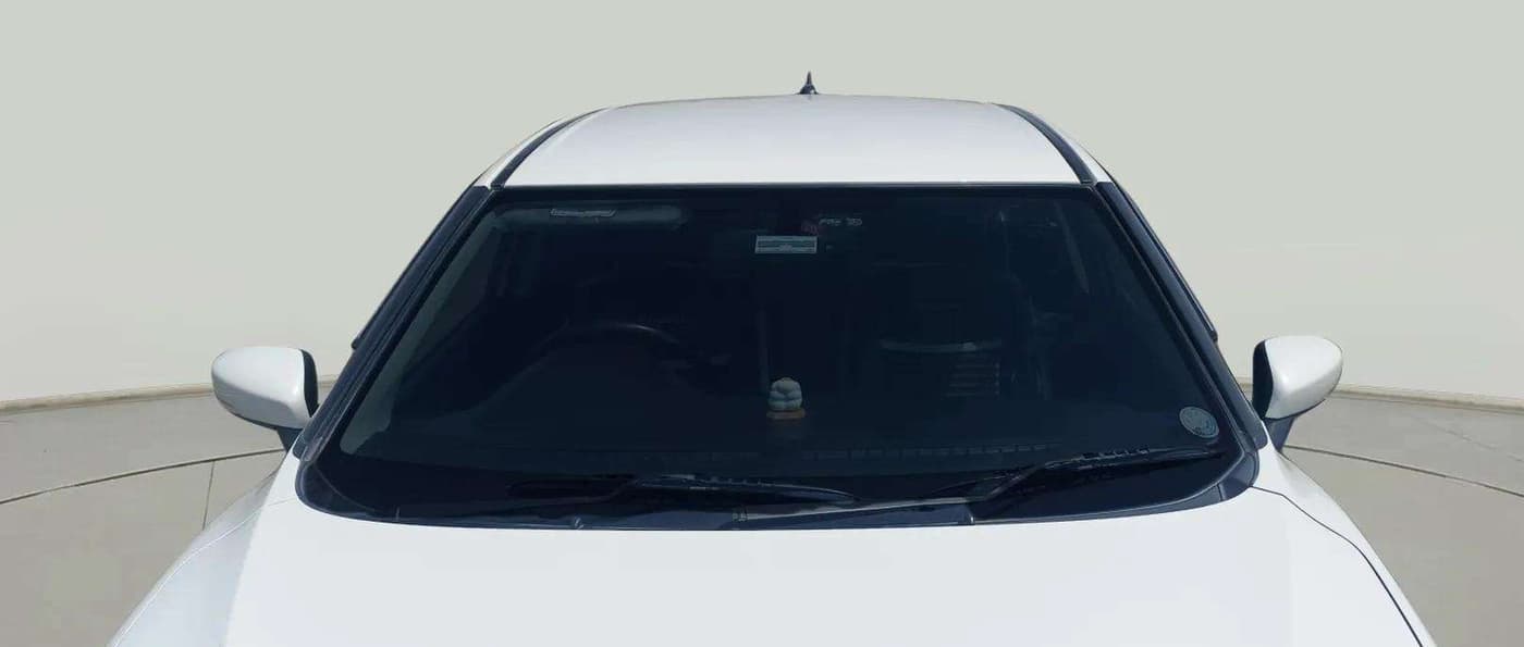 2020 Maruti Baleno ZETA PETROL 1.2, Petrol, Manual, 44,884 km, Front Windshield