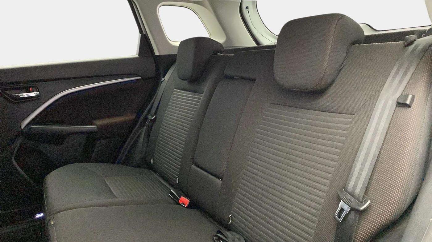 2022 Maruti BREZZA ZXI + SMART HYBRID, Petrol, Manual, 25,353 km, Right Side Rear Door Cabin