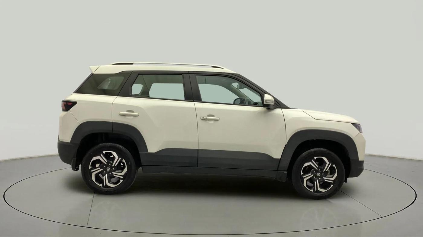 2022 Maruti BREZZA ZXI + SMART HYBRID, Petrol, Manual, 25,353 km, Right Side View