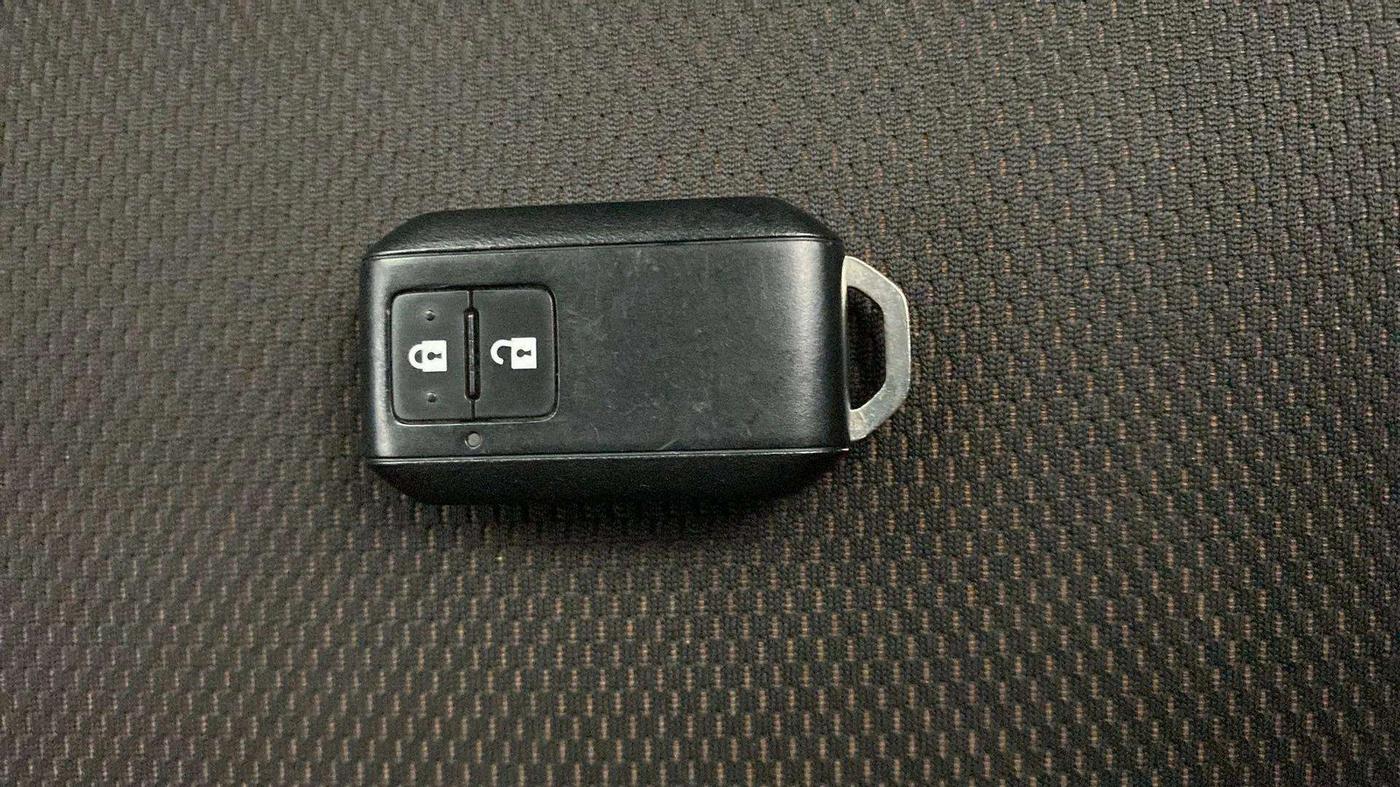 2022 Maruti BREZZA ZXI + SMART HYBRID, Petrol, Manual, 25,353 km, Key Close Up