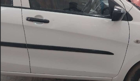 2015 Maruti Celerio VXI, Petrol, Manual, 41,809 km, Driver-side door - Slightly dented