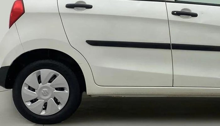 2015 Maruti Celerio VXI, Petrol, Manual, 41,809 km, Right rear door - Slightly rusted