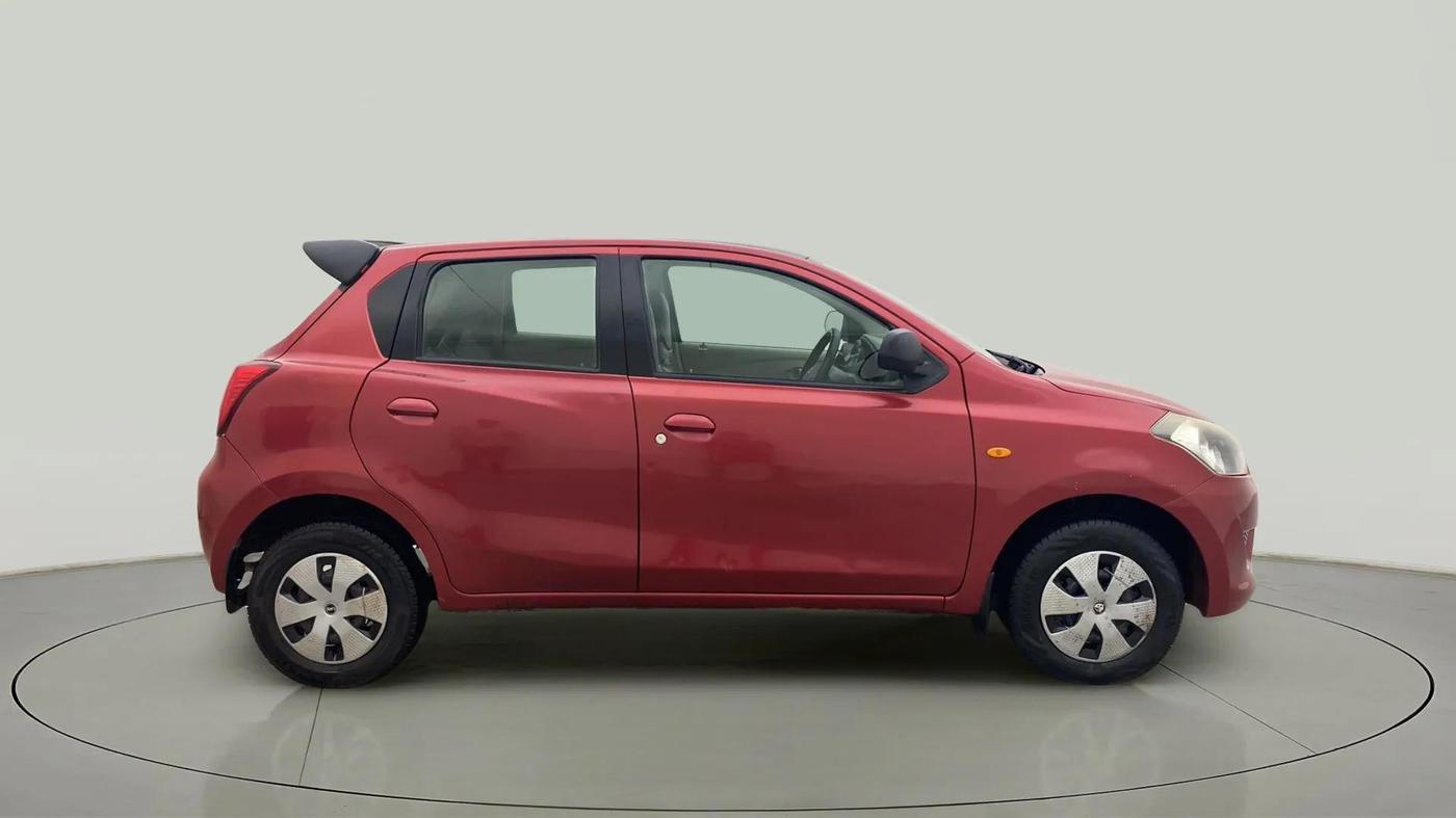 2016 Datsun Go T, Petrol, Manual, 39,006 km, Right Side View