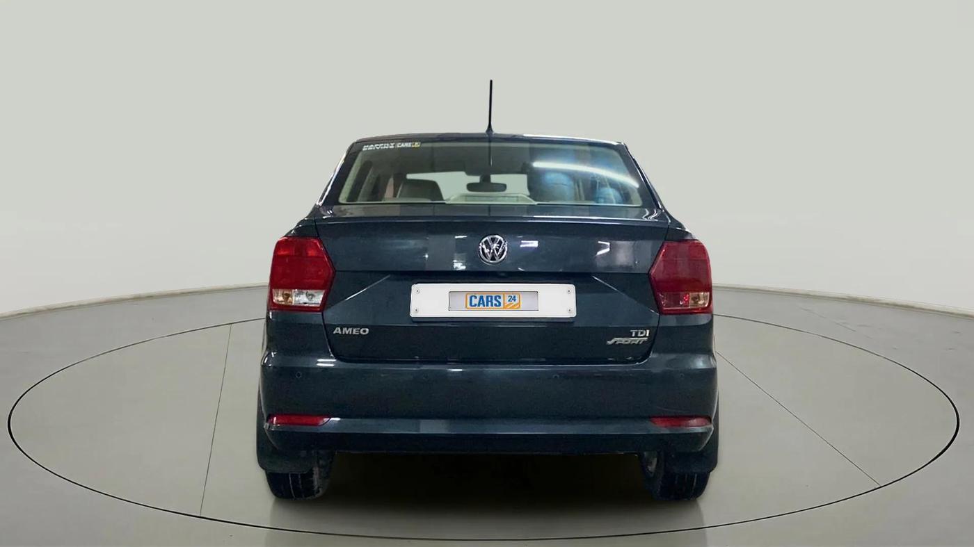 2018 Volkswagen Ameo HIGHLINE PLUS 1.5L 16 ALLOY, Diesel, Manual, 68,563 km, Back/Rear