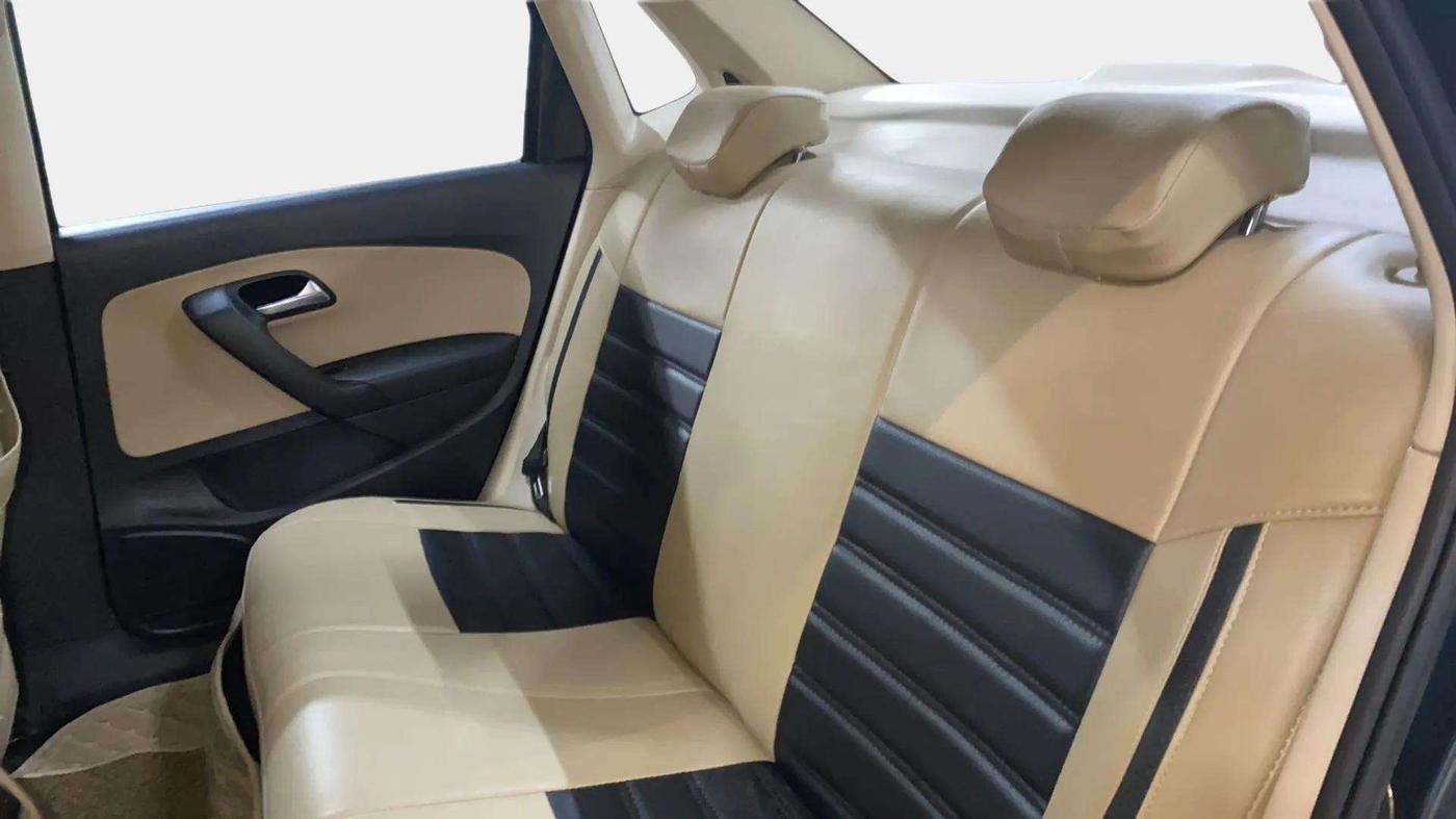 2018 Volkswagen Ameo HIGHLINE PLUS 1.5L 16 ALLOY, Diesel, Manual, 68,563 km, Right Side Rear Door Cabin