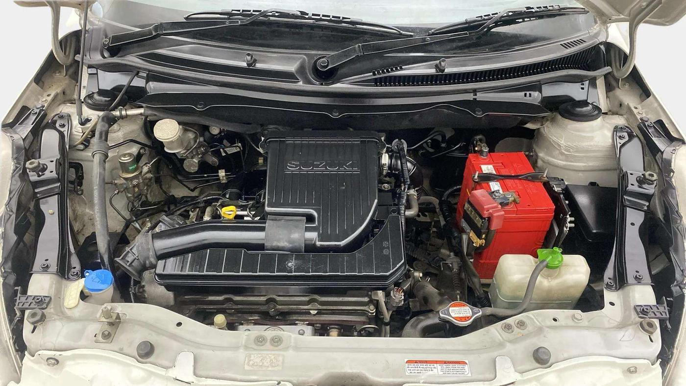 2013 Maruti Swift Dzire VXI, Petrol, Manual, 65,005 km, Engine View