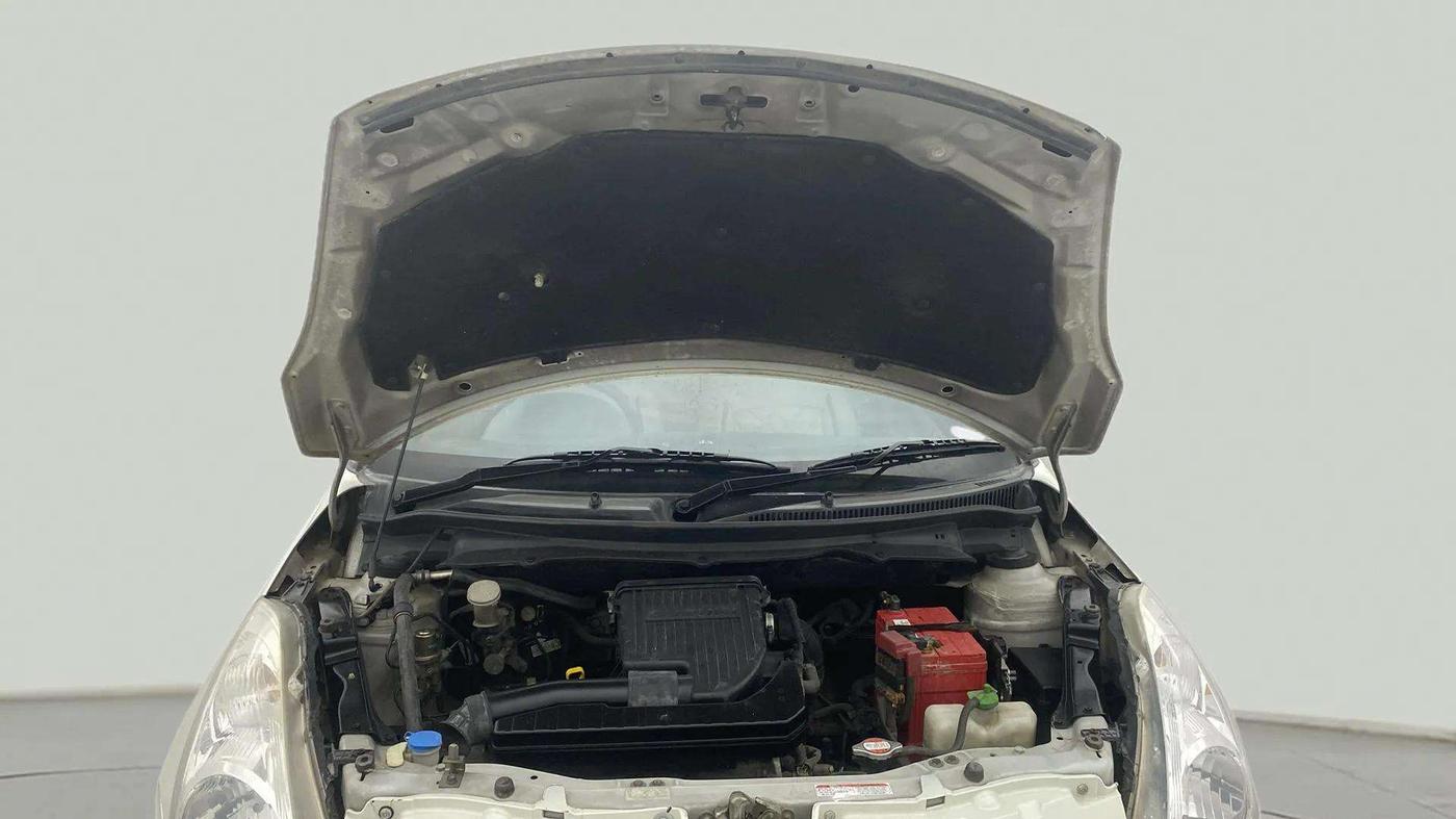 2013 Maruti Swift Dzire VXI, Petrol, Manual, 65,005 km, Open Bonet