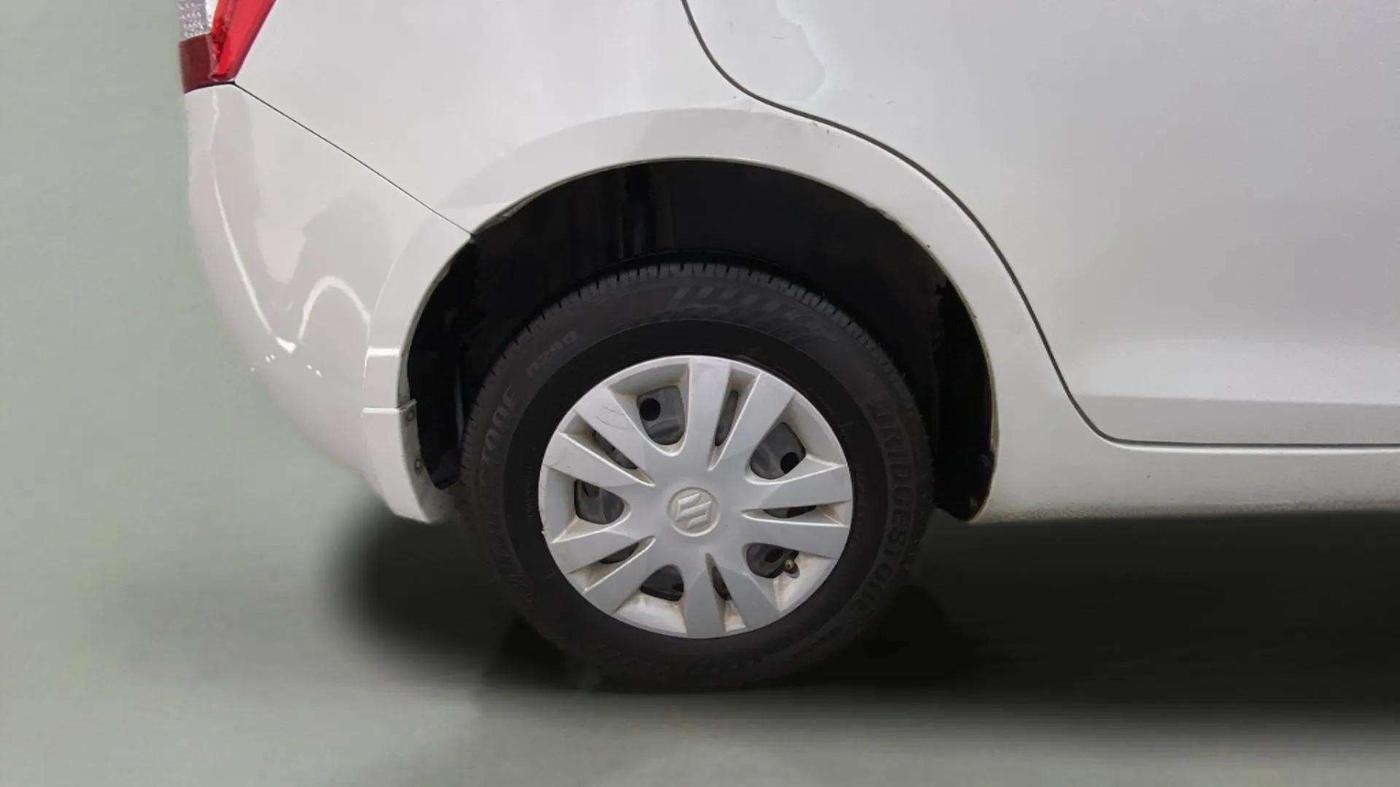 2013 Maruti Swift Dzire VXI, Petrol, Manual, 65,005 km, Right Rear Wheel