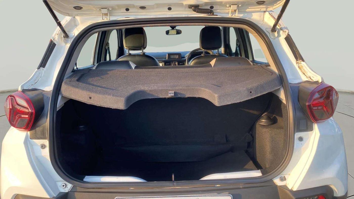 2022 Tata PUNCH PURE MT, Petrol, Manual, 35,757 km, Boot Inside