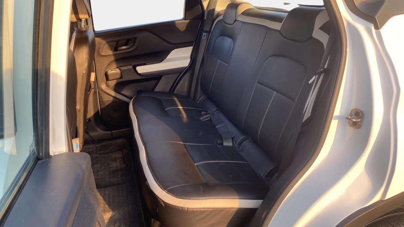 2022 Tata PUNCH PURE MT, Petrol, Manual, 35,757 km, Right Side Rear Door Cabin