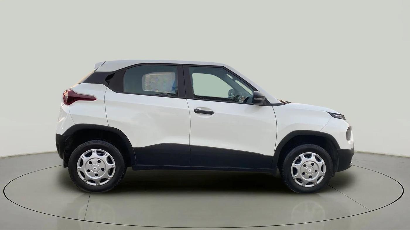 2022 Tata PUNCH PURE MT, Petrol, Manual, 35,757 km, Right Side View