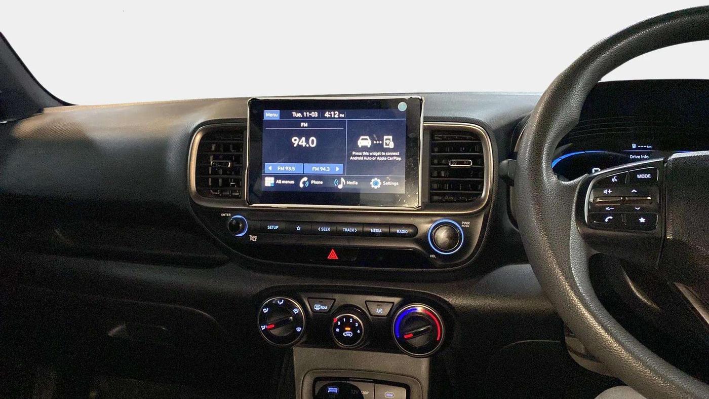 2023 Hyundai VENUE S (O) 1.2 KNIGHT EDITION, Petrol, Manual, 25,498 km, Air Conditioner