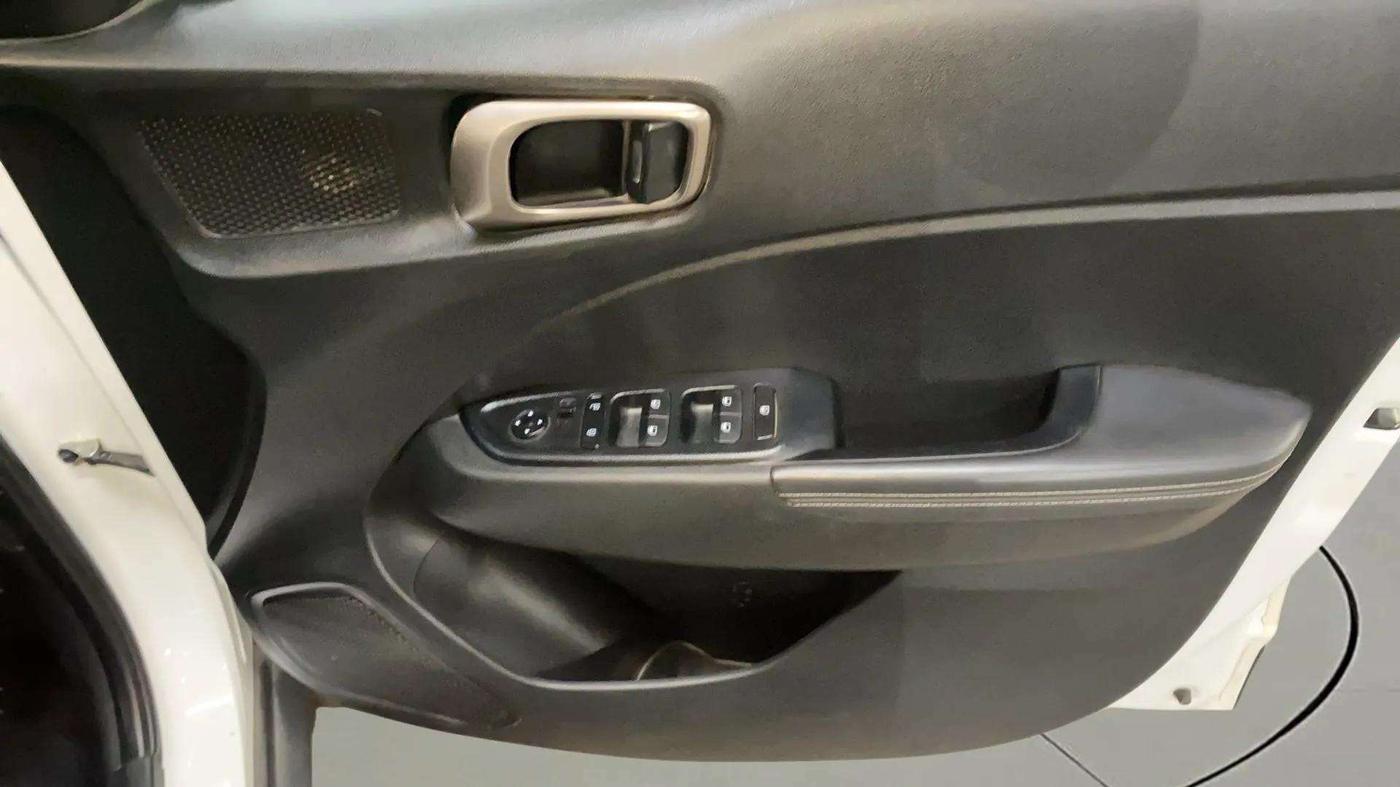 2023 Hyundai VENUE S (O) 1.2 KNIGHT EDITION, Petrol, Manual, 25,498 km, Driver Side Door Panels Control