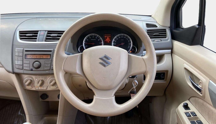 2014 Maruti Ertiga VXI, Petrol, Manual, 49,615 km, Steering Wheel Close Up