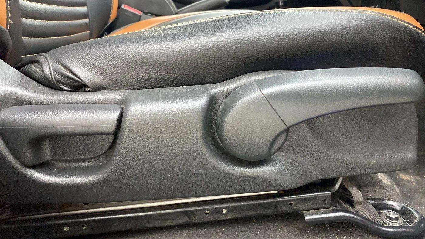 2019 Honda WR-V 1.2L I-VTEC VX MT, Petrol, Manual, 57,167 km, Driver Side Adjustment Panel