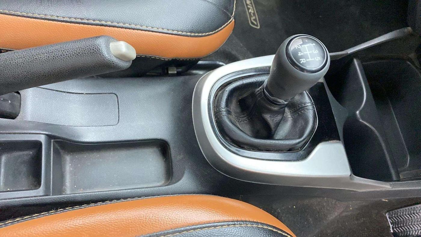 2019 Honda WR-V 1.2L I-VTEC VX MT, Petrol, Manual, 57,167 km, Gear Lever