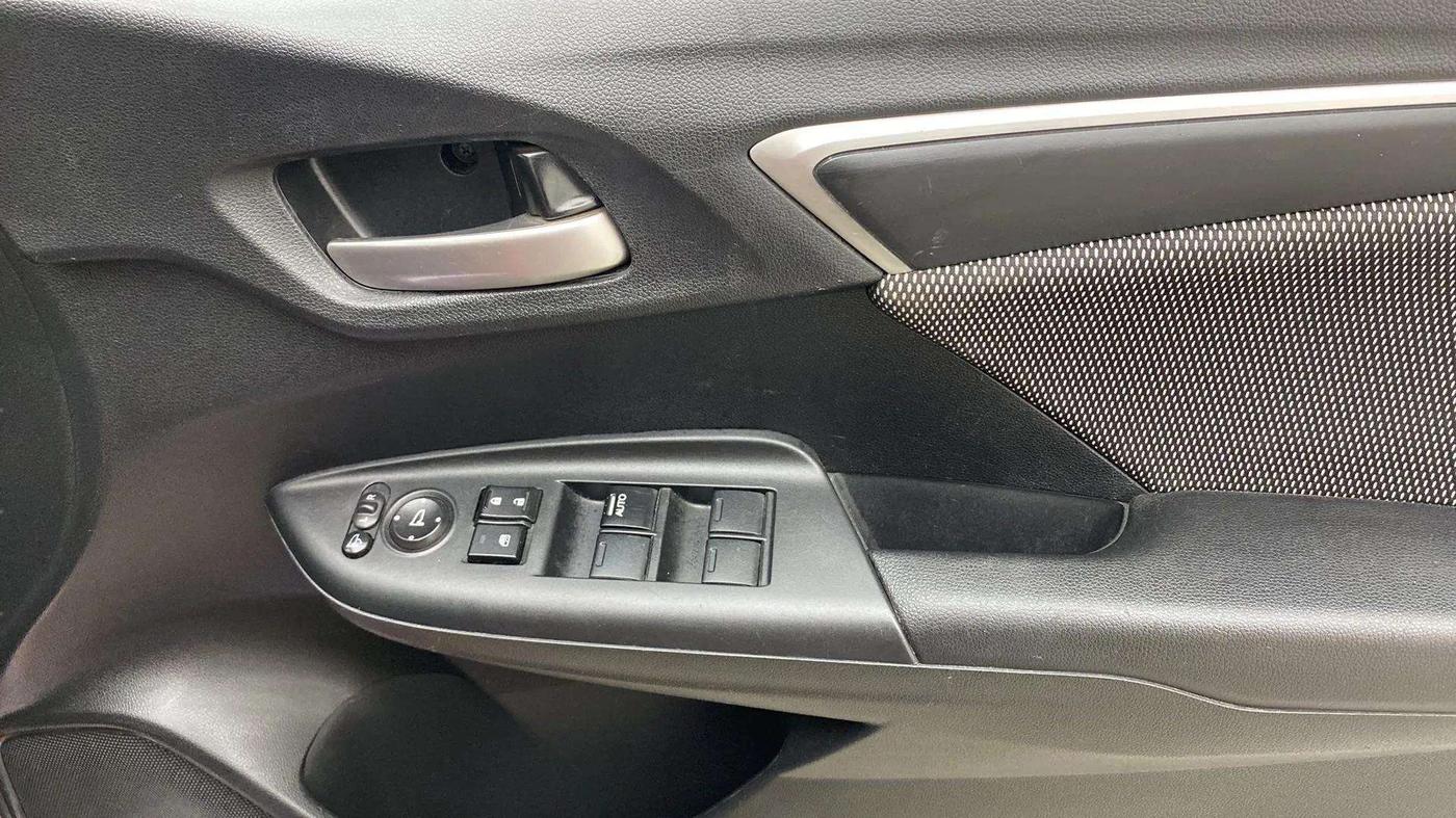 2019 Honda WR-V 1.2L I-VTEC VX MT, Petrol, Manual, 57,167 km, Driver Side Door Panels Control